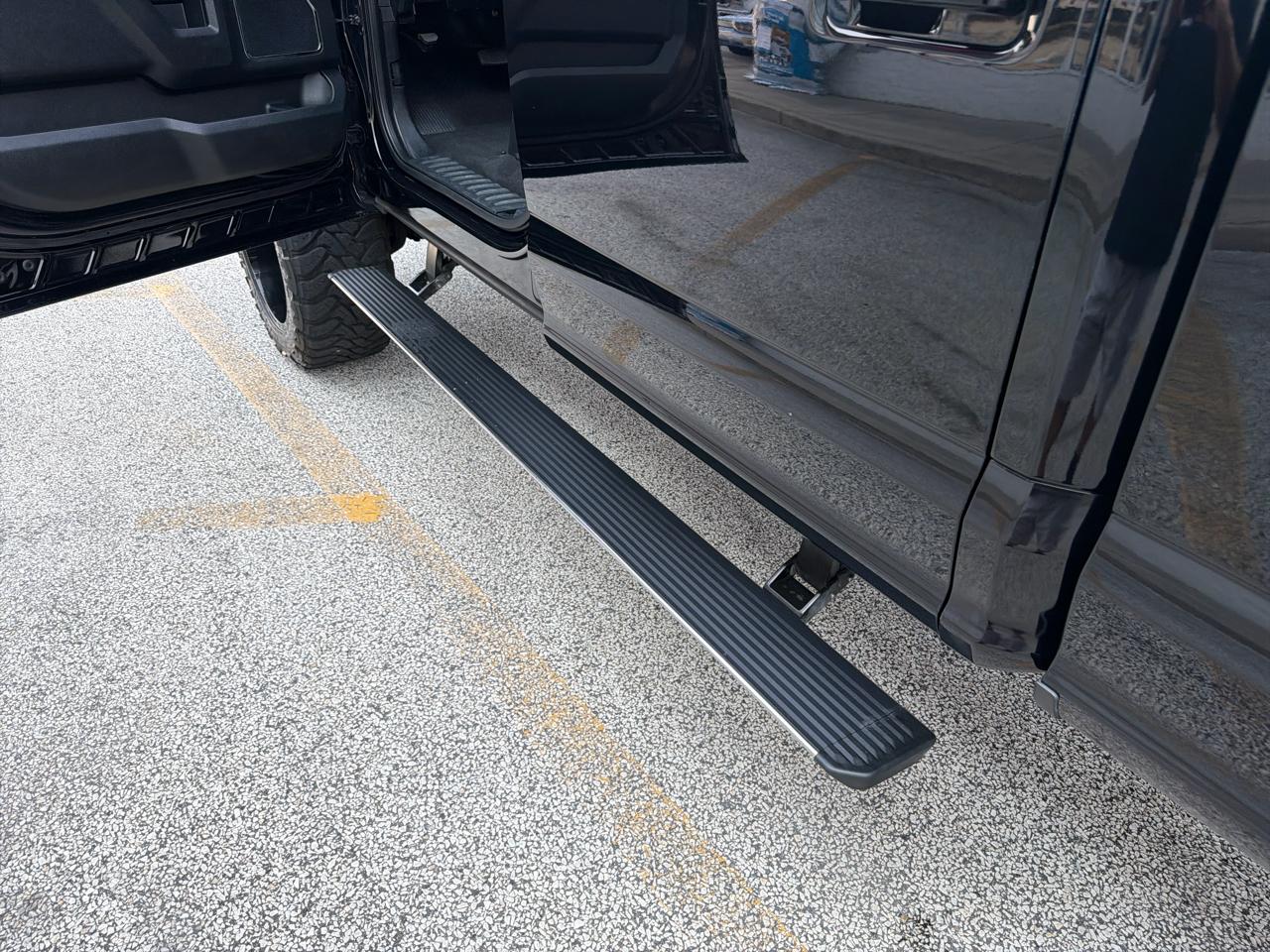 Ford F-250 SD Lariat Crew Cab 4WD 2020