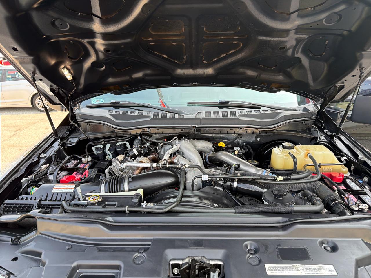 Ford F-250 SD Lariat Crew Cab 4WD 2020