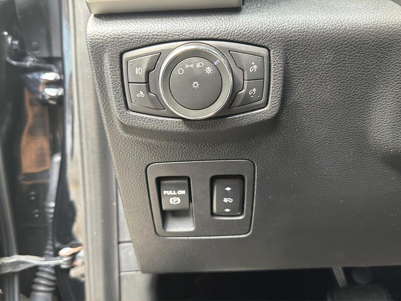Ford F-150 Lariat SuperCrew 6.5-ft. Bed 4WD 2019
