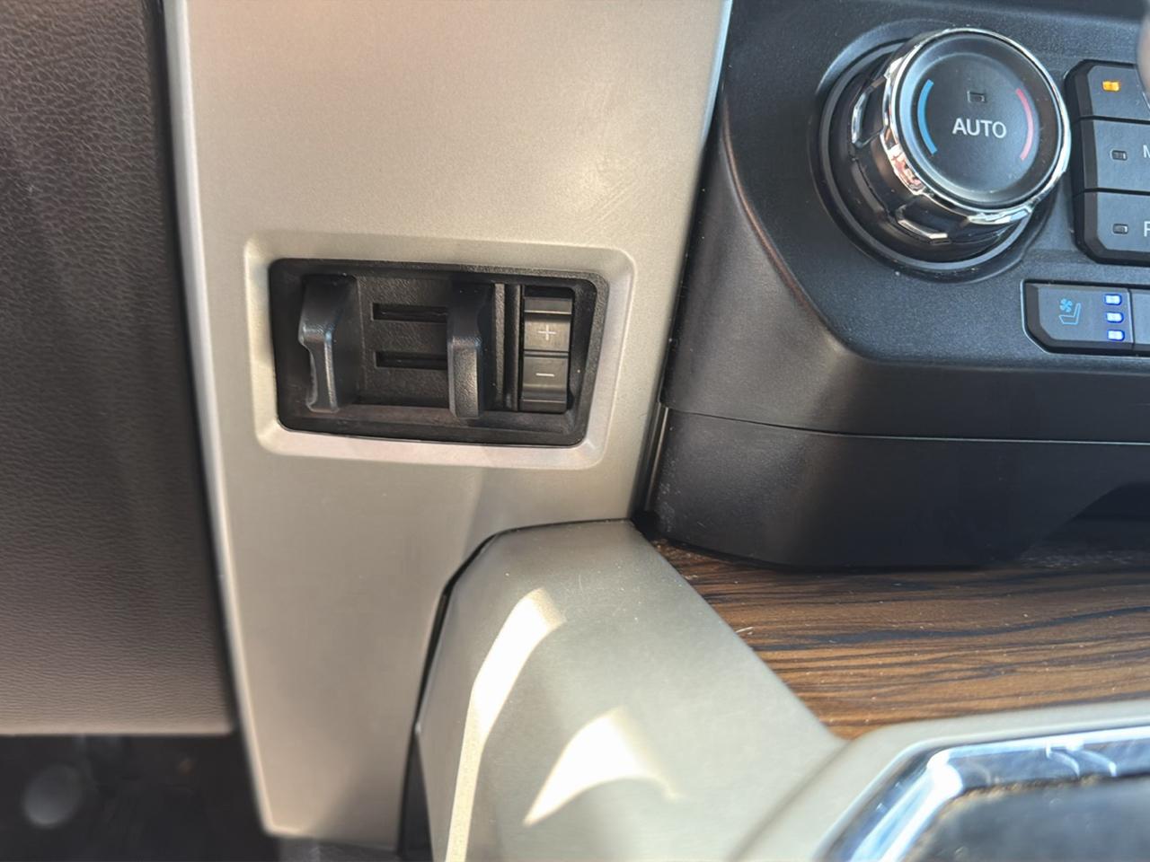 Ford F-150 Lariat SuperCrew 6.5-ft. Bed 4WD 2019