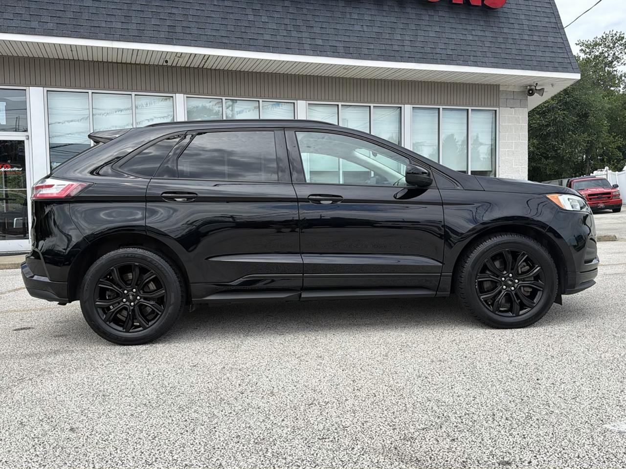 Ford Edge SE AWD 2022