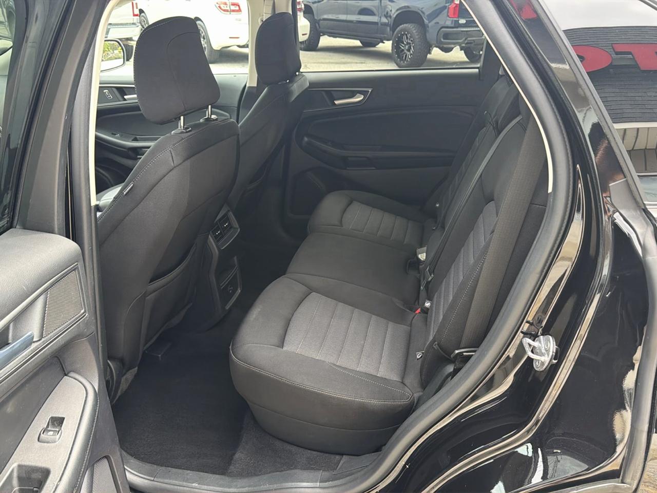 Ford Edge SE AWD 2022