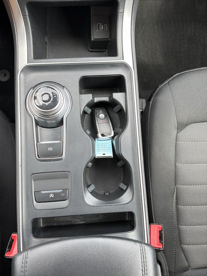 Ford Edge SE AWD 2022