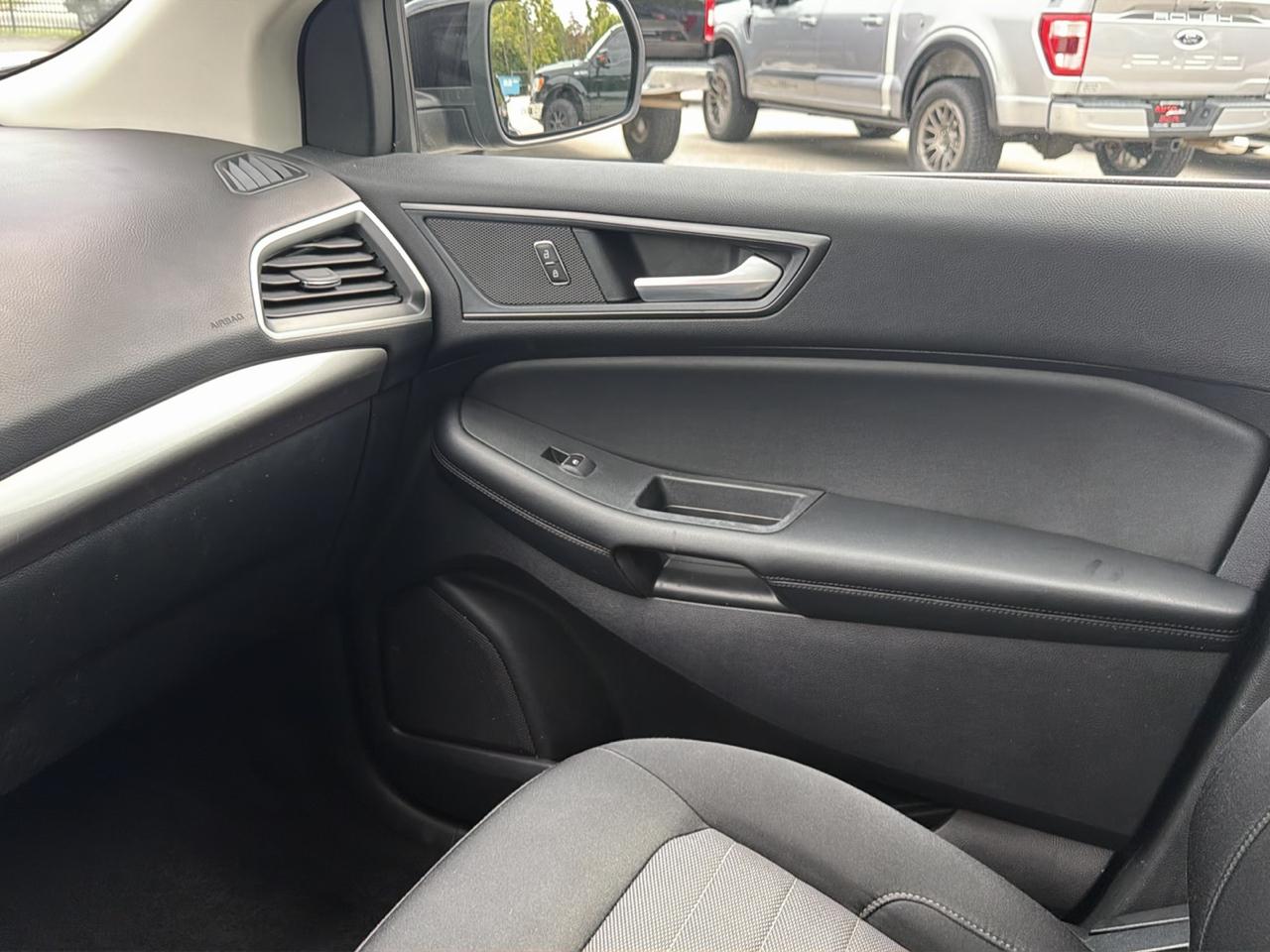 Ford Edge SE AWD 2022