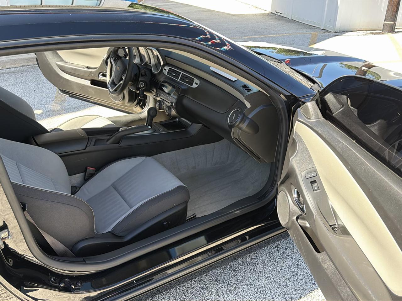 Chevrolet Camaro  2015