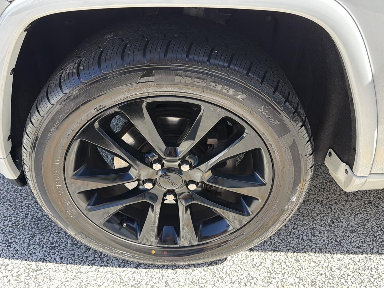 Jeep Grand Cherokee Laredo 4WD 2017