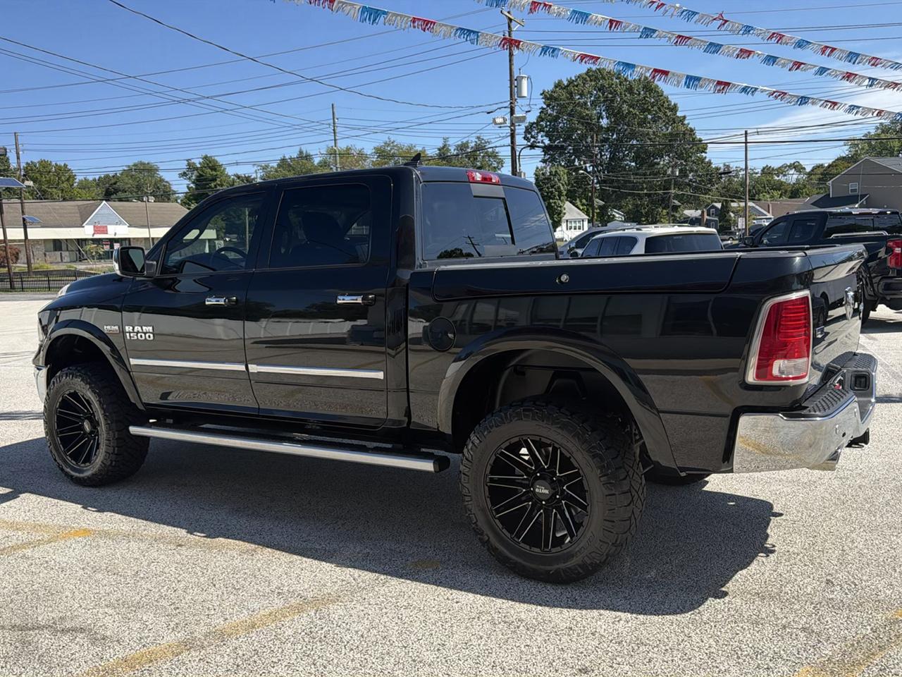 RAM 1500 Laramie Crew Cab SWB 4WD 2018