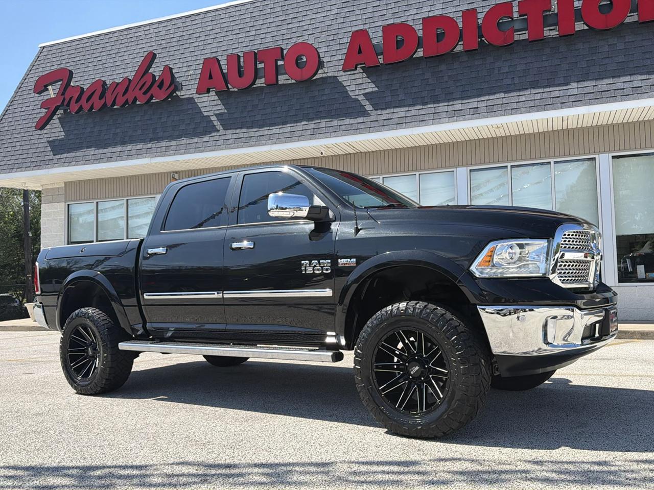RAM 1500 Laramie Crew Cab SWB 4WD 2018