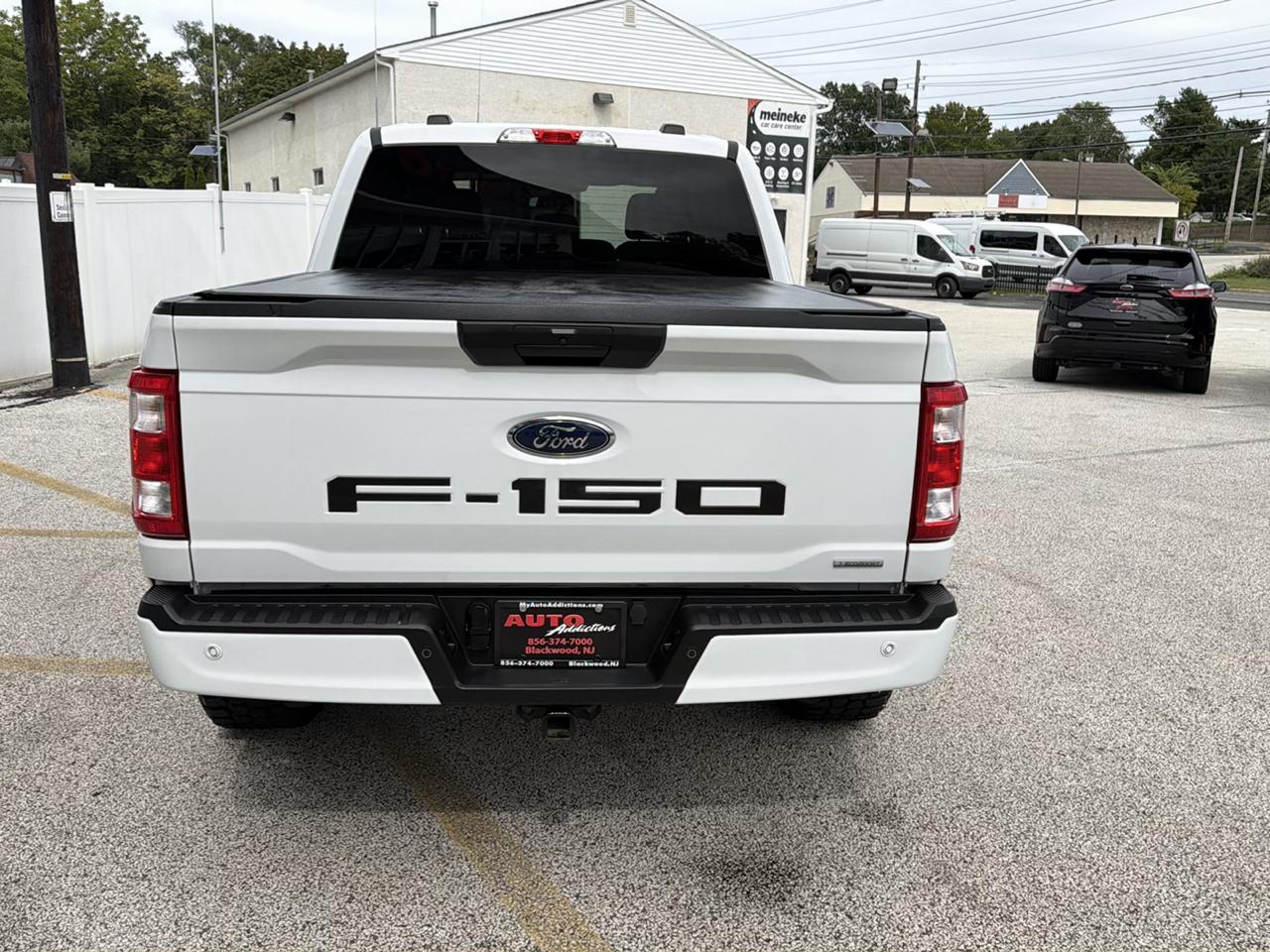 Ford F-150 STX SuperCrew 4WD 2023