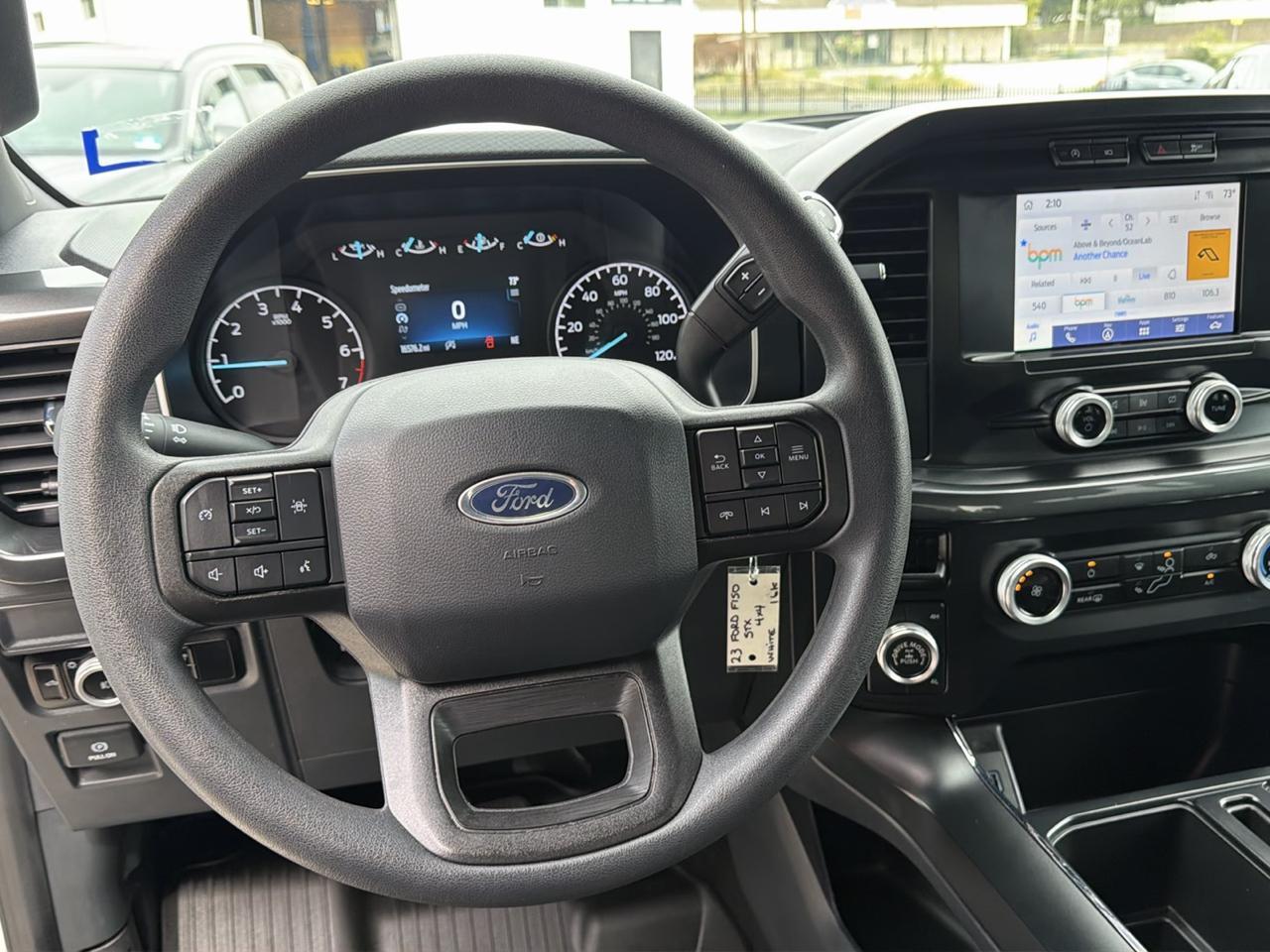 Ford F-150 STX SuperCrew 4WD 2023