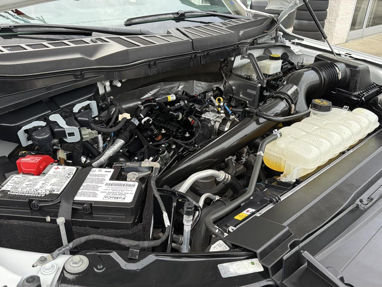 Ford F-150 STX SuperCrew 4WD 2023