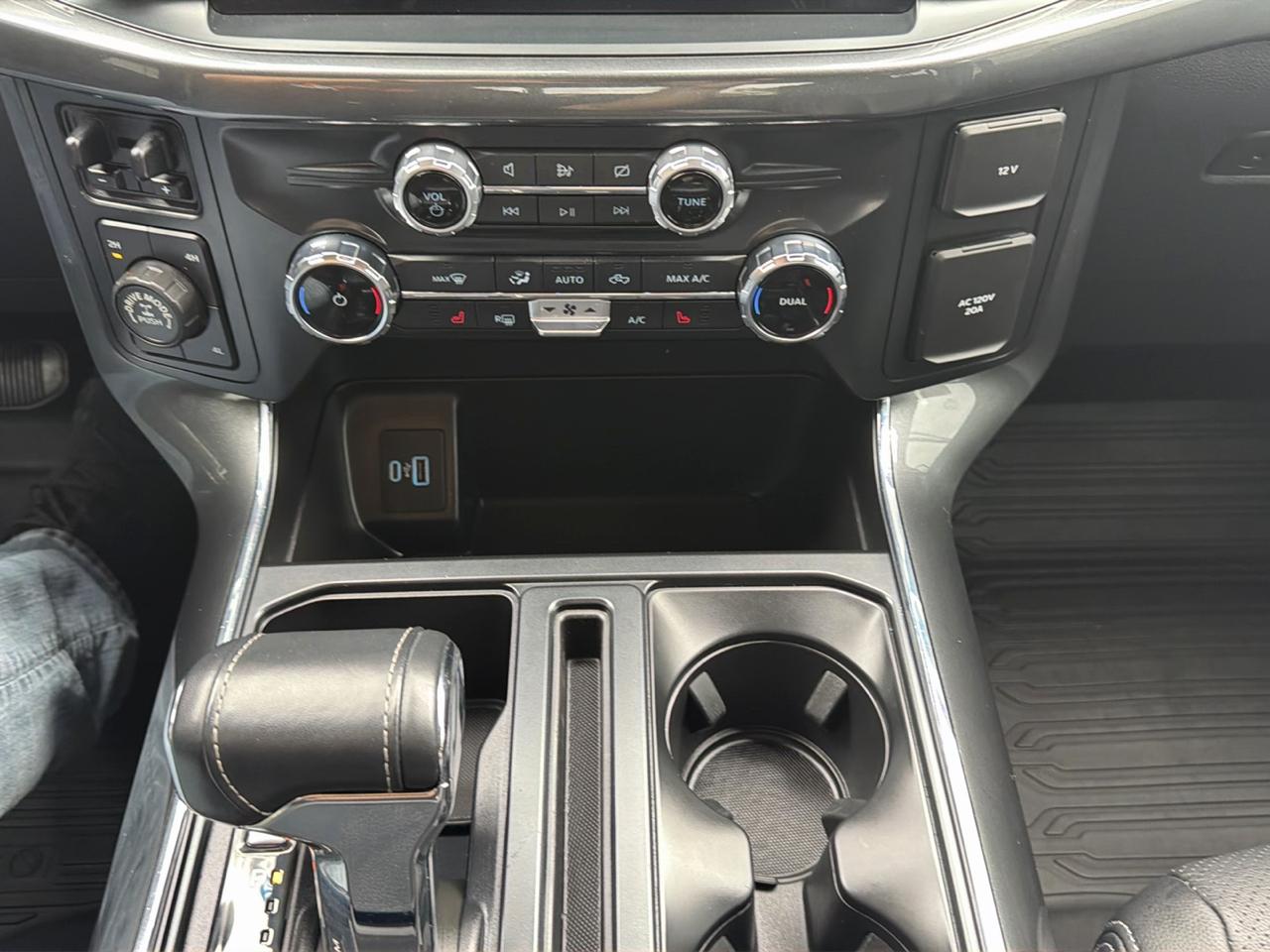 Ford F-150  2022