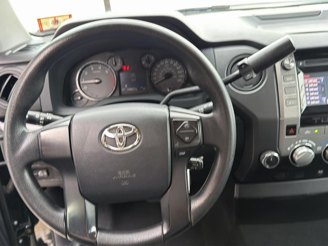 Toyota Tundra SR5 4.6L V8 Double Cab 4WD 2016