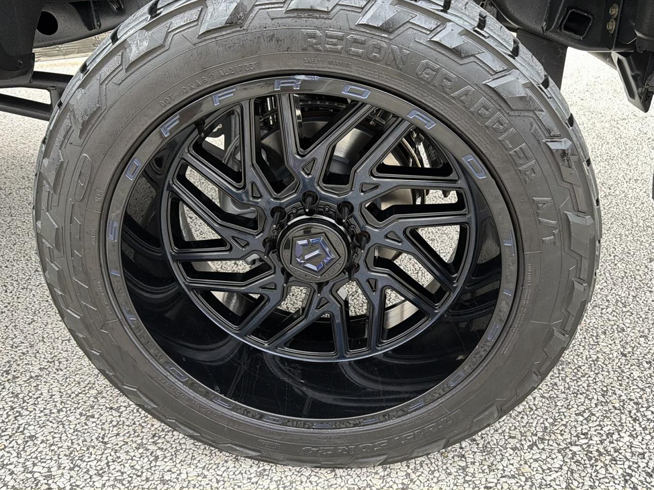 Ford Super Duty F-250 Crew Cab 172" Lariat 4WD 2021