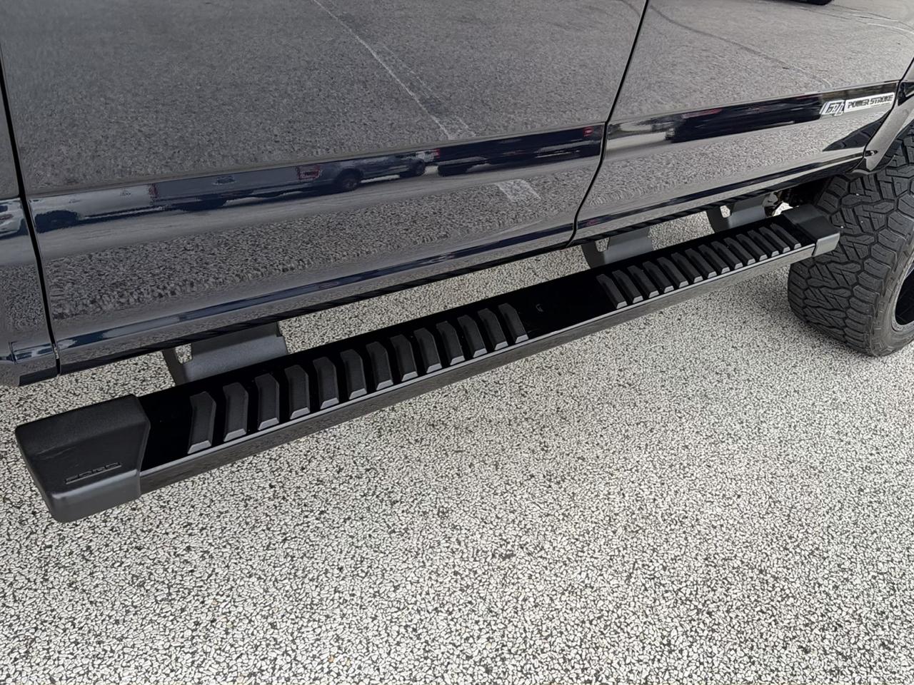 Ford Super Duty F-250 Crew Cab 172" Lariat 4WD 2021