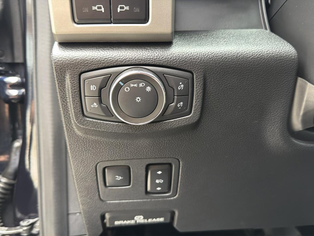 Ford Super Duty F-250 Crew Cab 172" Lariat 4WD 2021