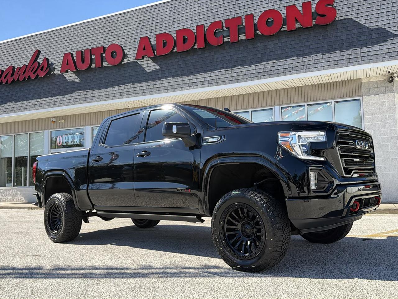 GMC Sierra 1500 AT4 Crew Cab Long Box 4WD 2021