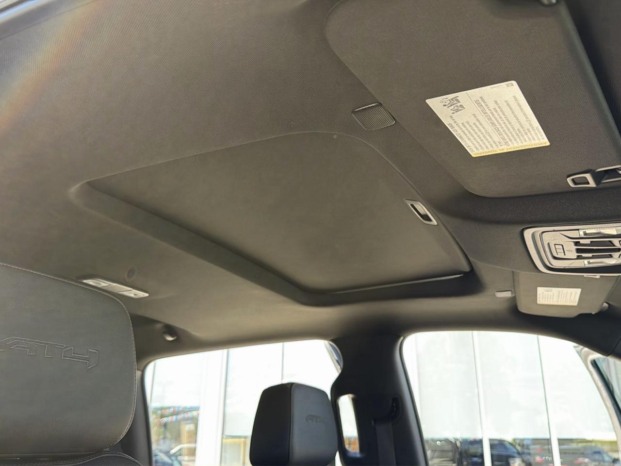 GMC Sierra 1500 AT4 Crew Cab Long Box 4WD 2021