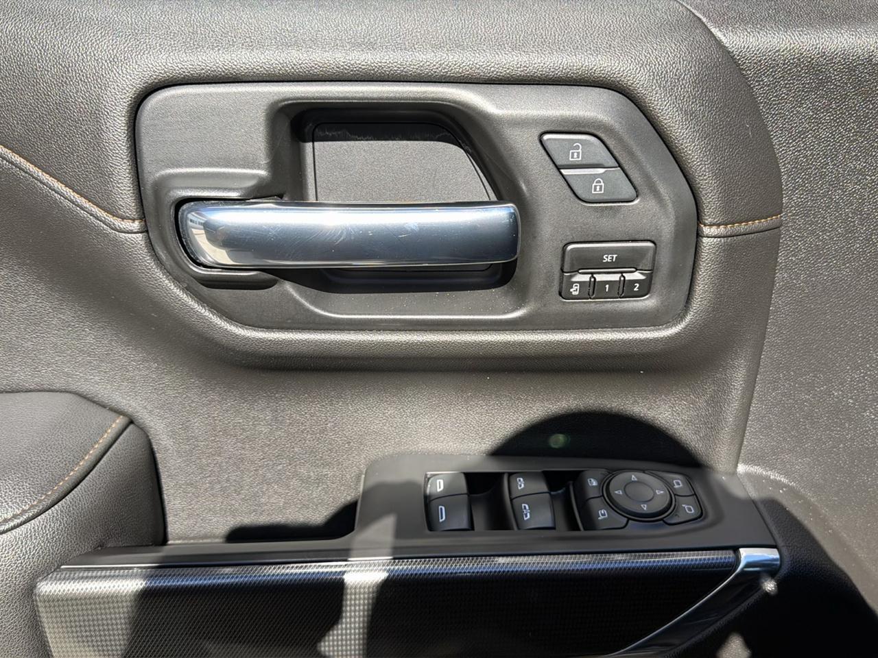 GMC Sierra 1500 AT4 Crew Cab Long Box 4WD 2021
