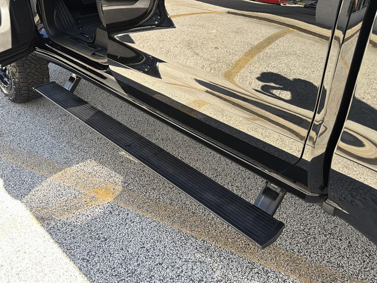 GMC Sierra 1500 AT4 Crew Cab Long Box 4WD 2021