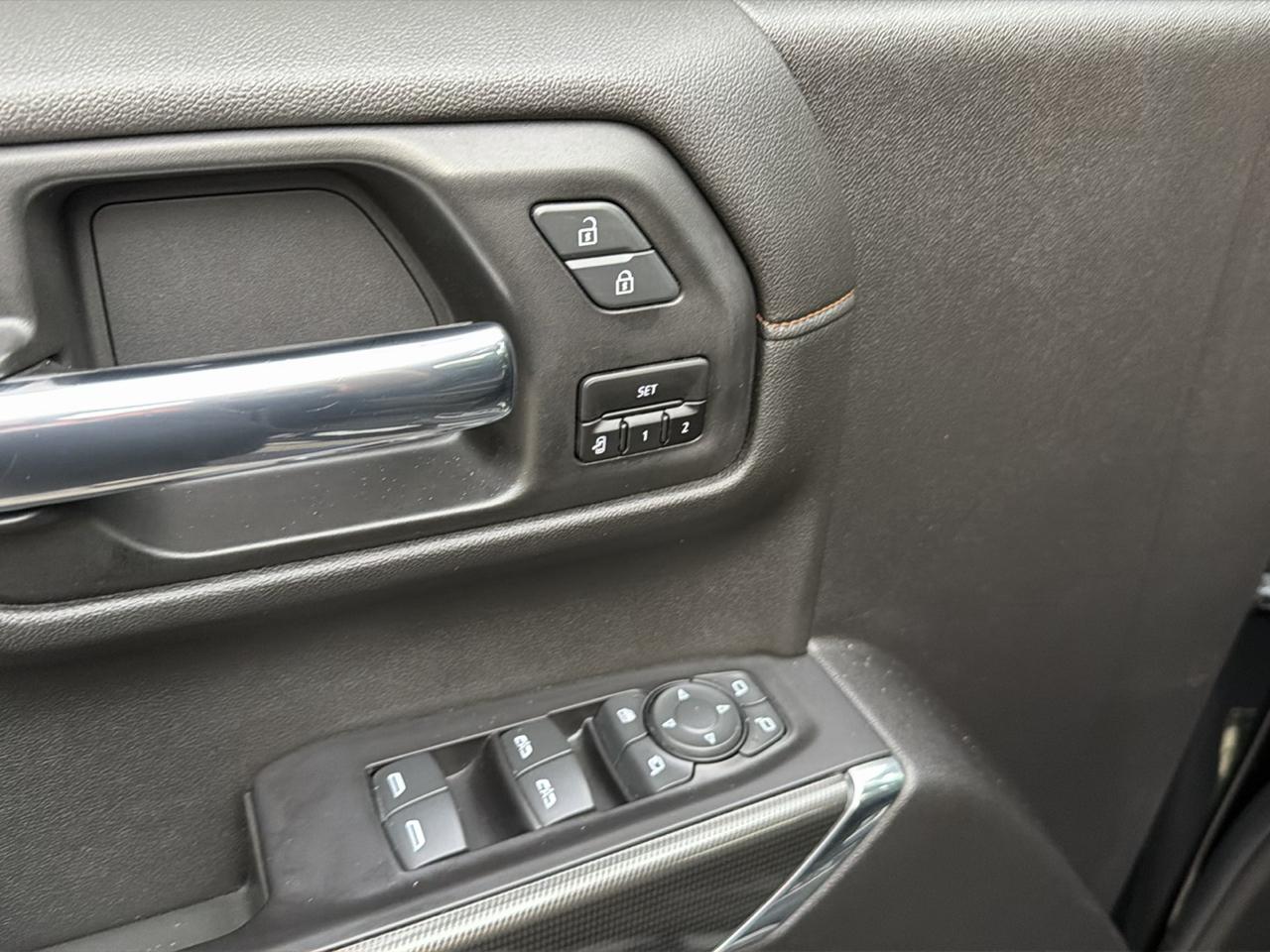 Chevrolet Silverado 1500 RST Crew Cab 4WD 2020