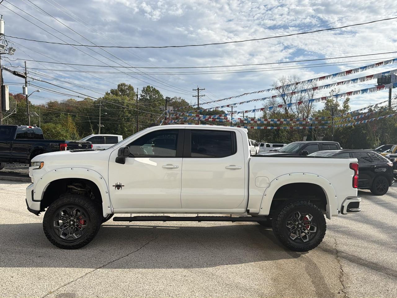 Chevrolet Silverado 1500 Crew Cab Crew Cab 143.5" WB 4WD Z71 2020