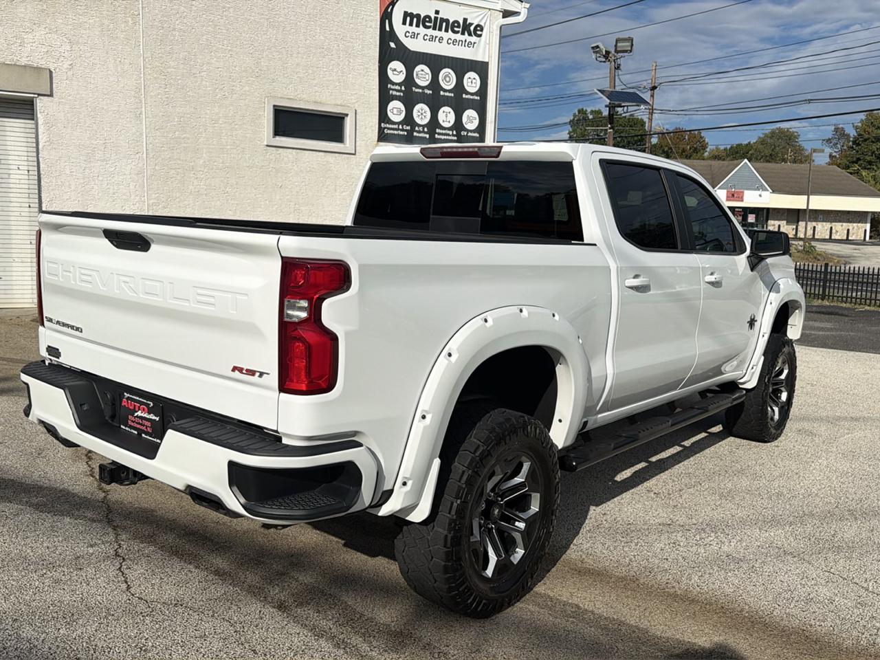 Chevrolet Silverado 1500 Crew Cab Crew Cab 143.5" WB 4WD Z71 2020