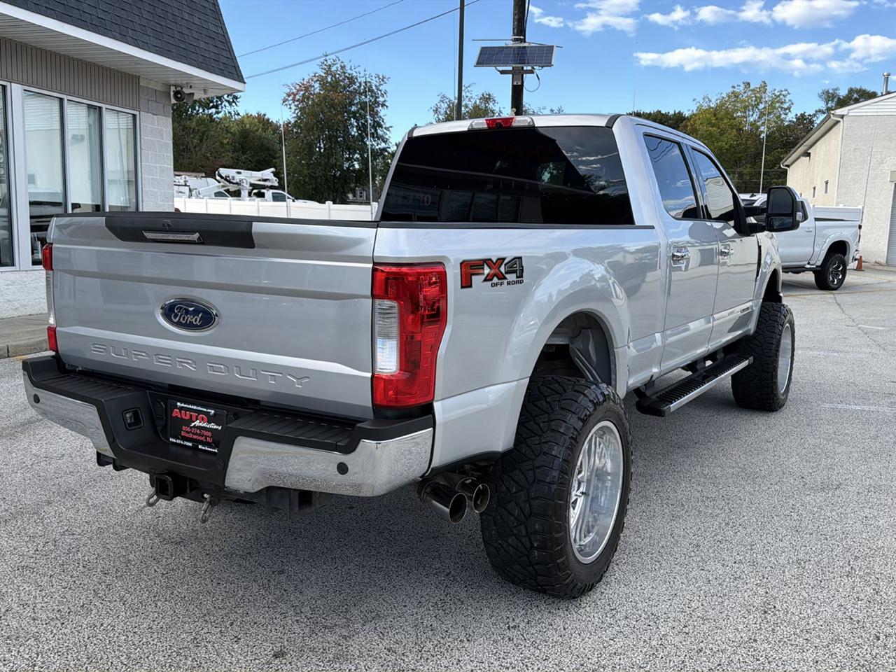 Ford F-250 SD XLT Crew Cab 4WD 2017