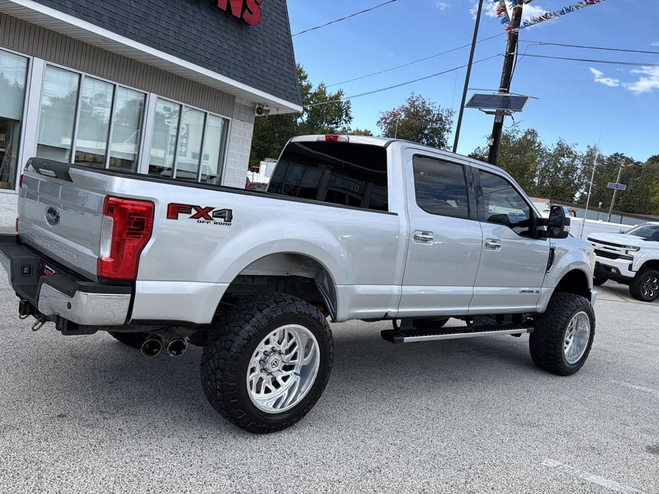 Ford F-250 SD XLT Crew Cab 4WD 2017