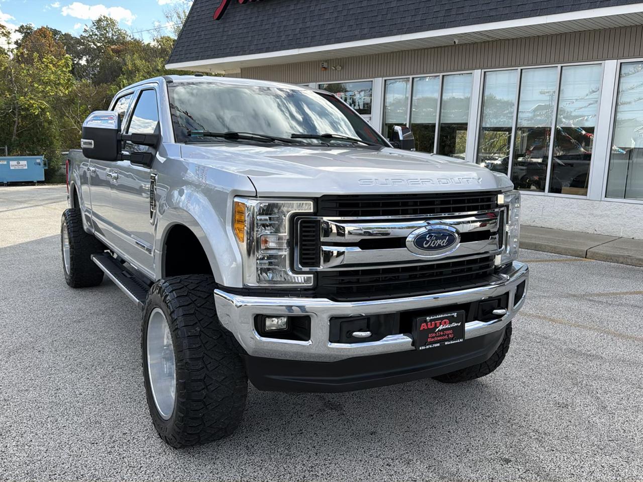Ford F-250 SD XLT Crew Cab 4WD 2017