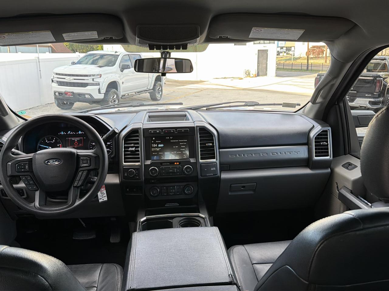 Ford F-250 SD XLT Crew Cab 4WD 2017