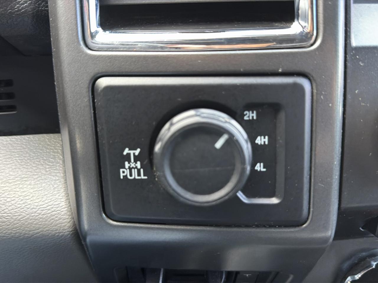 Ford F-250 SD XLT Crew Cab 4WD 2017