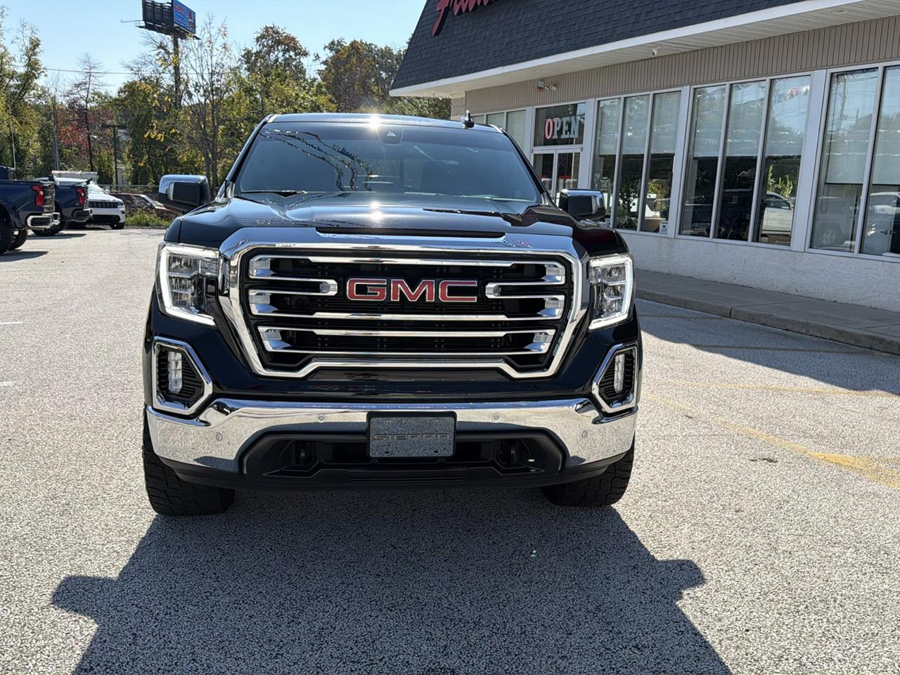 GMC Sierra 1500 Limited SLT Crew Cab Long Box 4WD 2022
