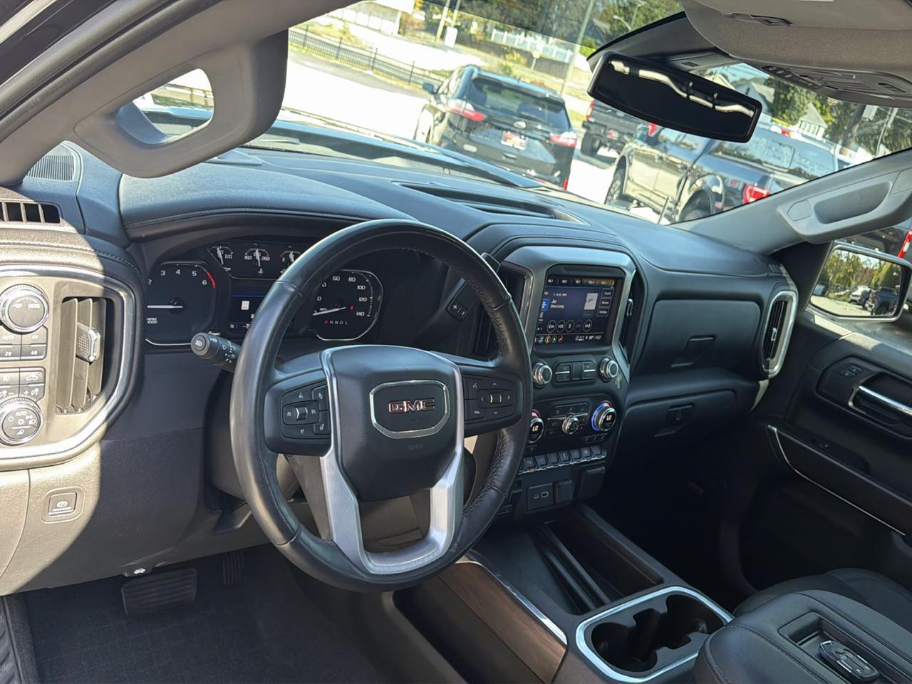 GMC Sierra 1500 Limited SLT Crew Cab Long Box 4WD 2022