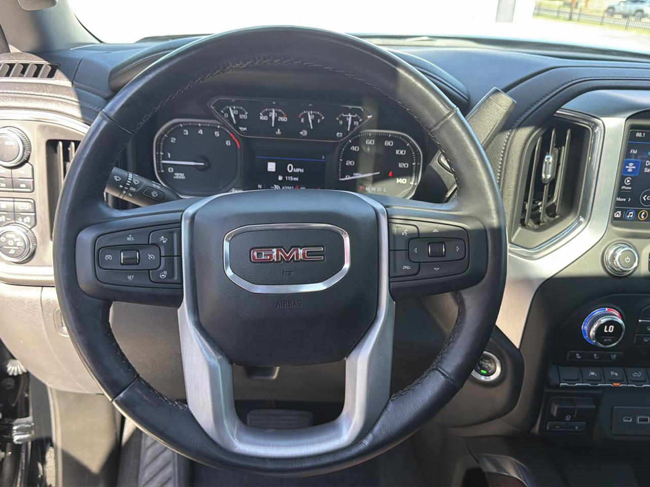 GMC Sierra 1500 Limited SLT Crew Cab Long Box 4WD 2022