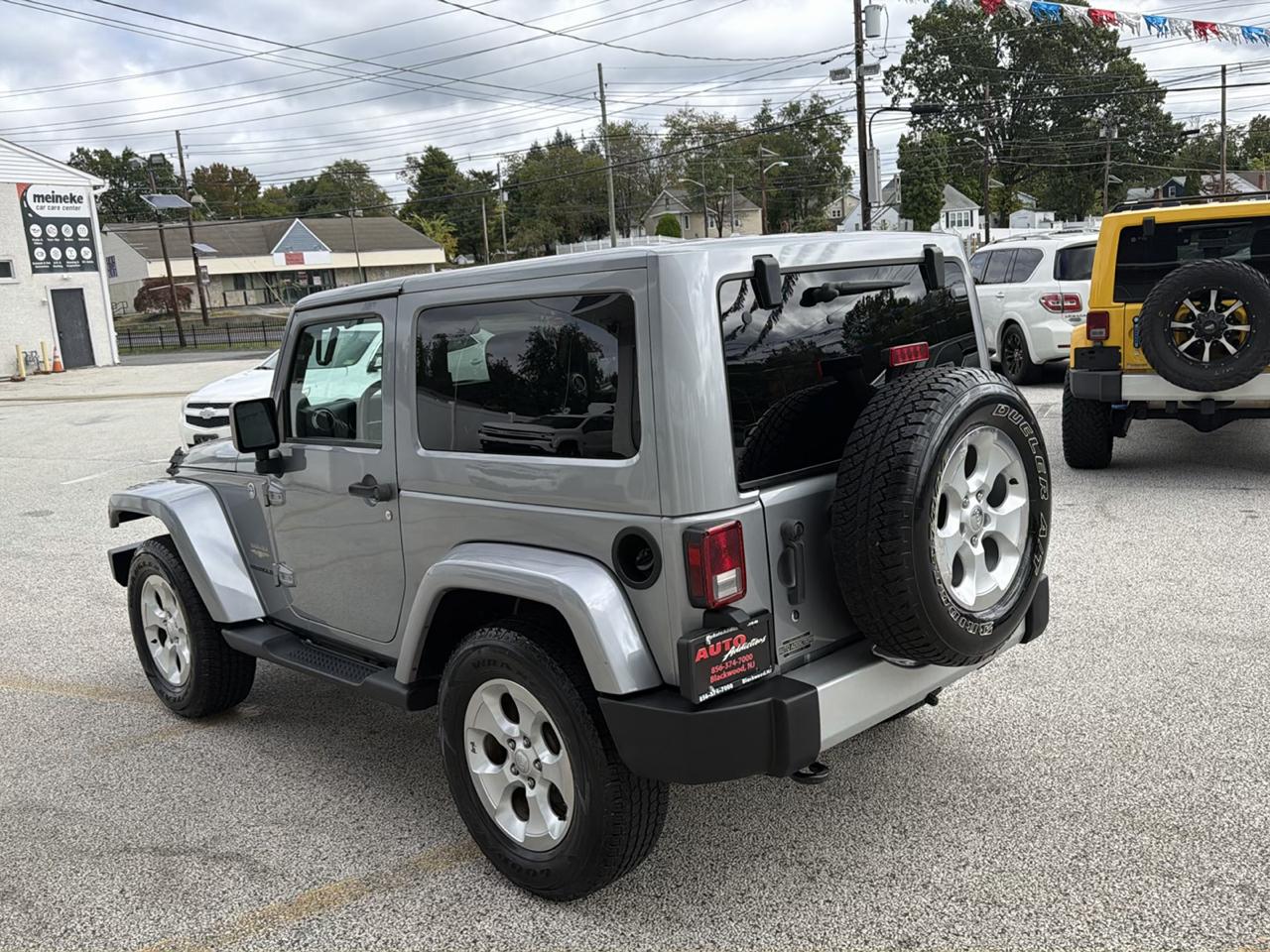 Jeep Wrangler Sahara 4WD 2014