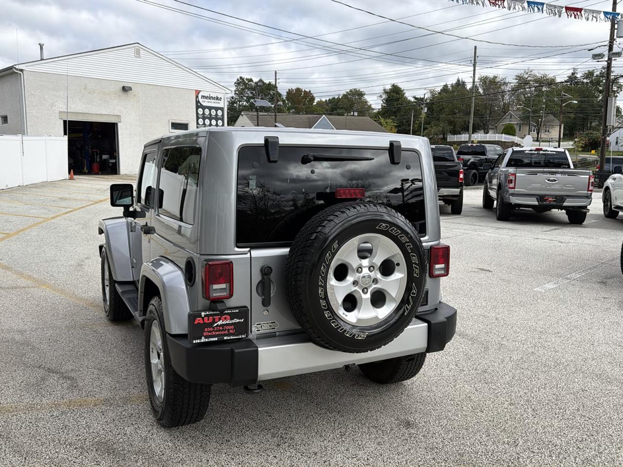 Jeep Wrangler Sahara 4WD 2014