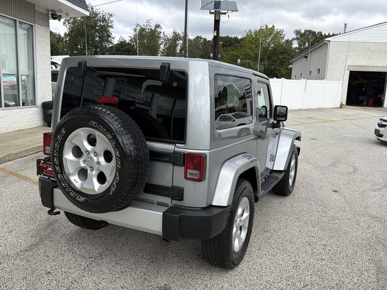 Jeep Wrangler Sahara 4WD 2014