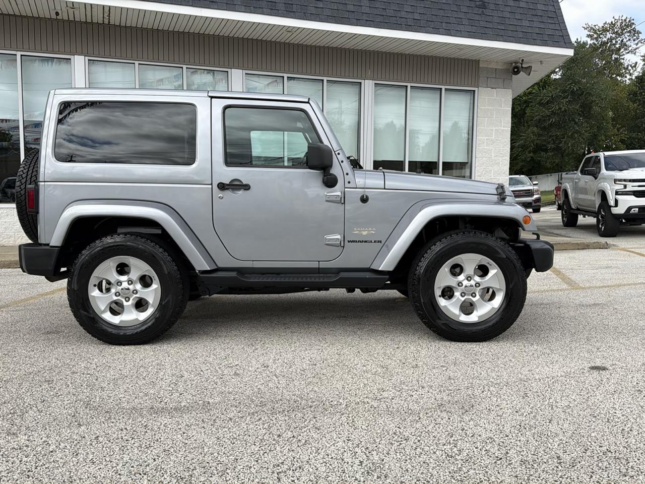 Jeep Wrangler Sahara 4WD 2014