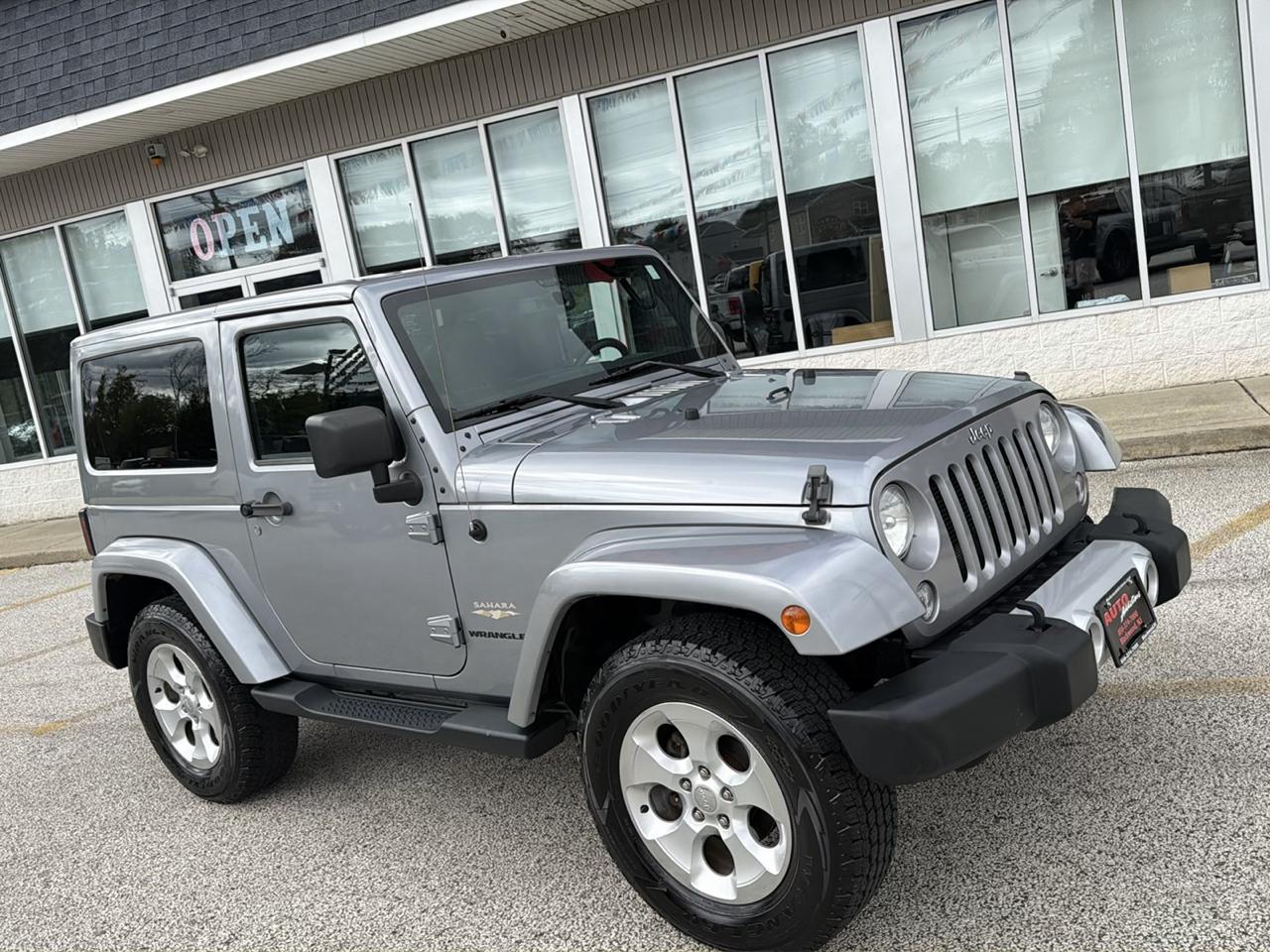 Jeep Wrangler Sahara 4WD 2014