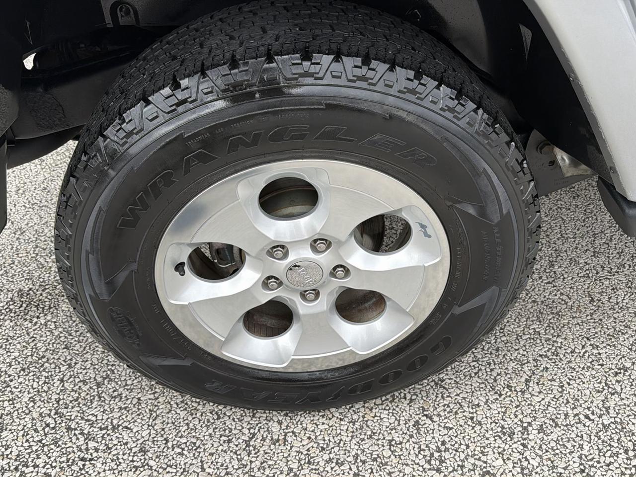 Jeep Wrangler Sahara 4WD 2014