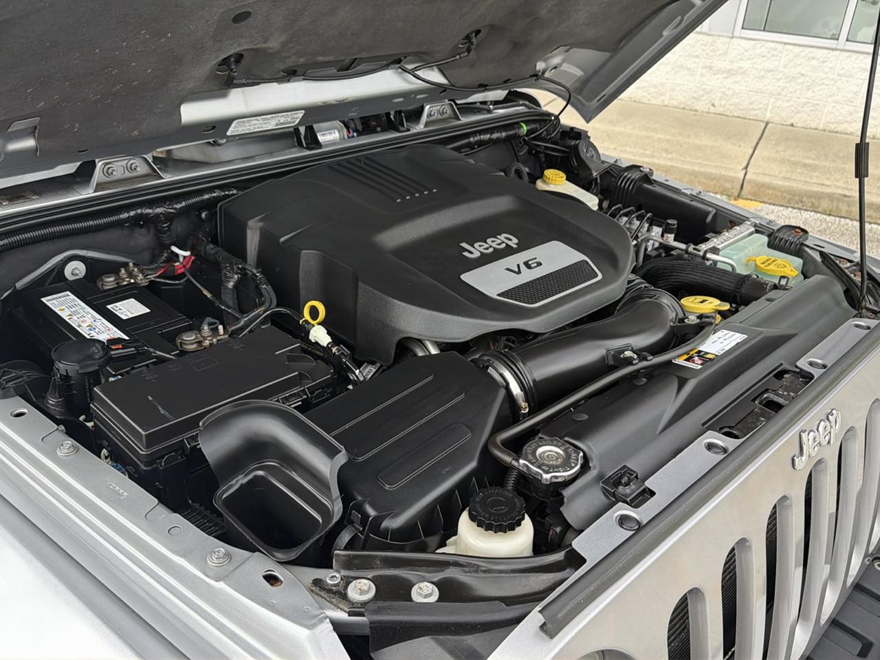 Jeep Wrangler Sahara 4WD 2014
