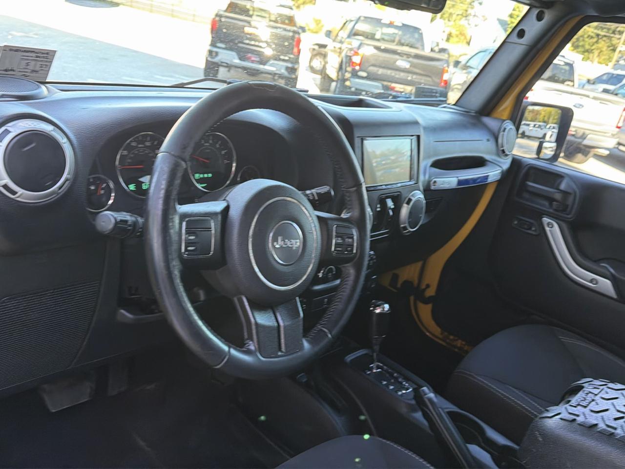 Jeep Wrangler Unlimited Sahara 4WD 2015