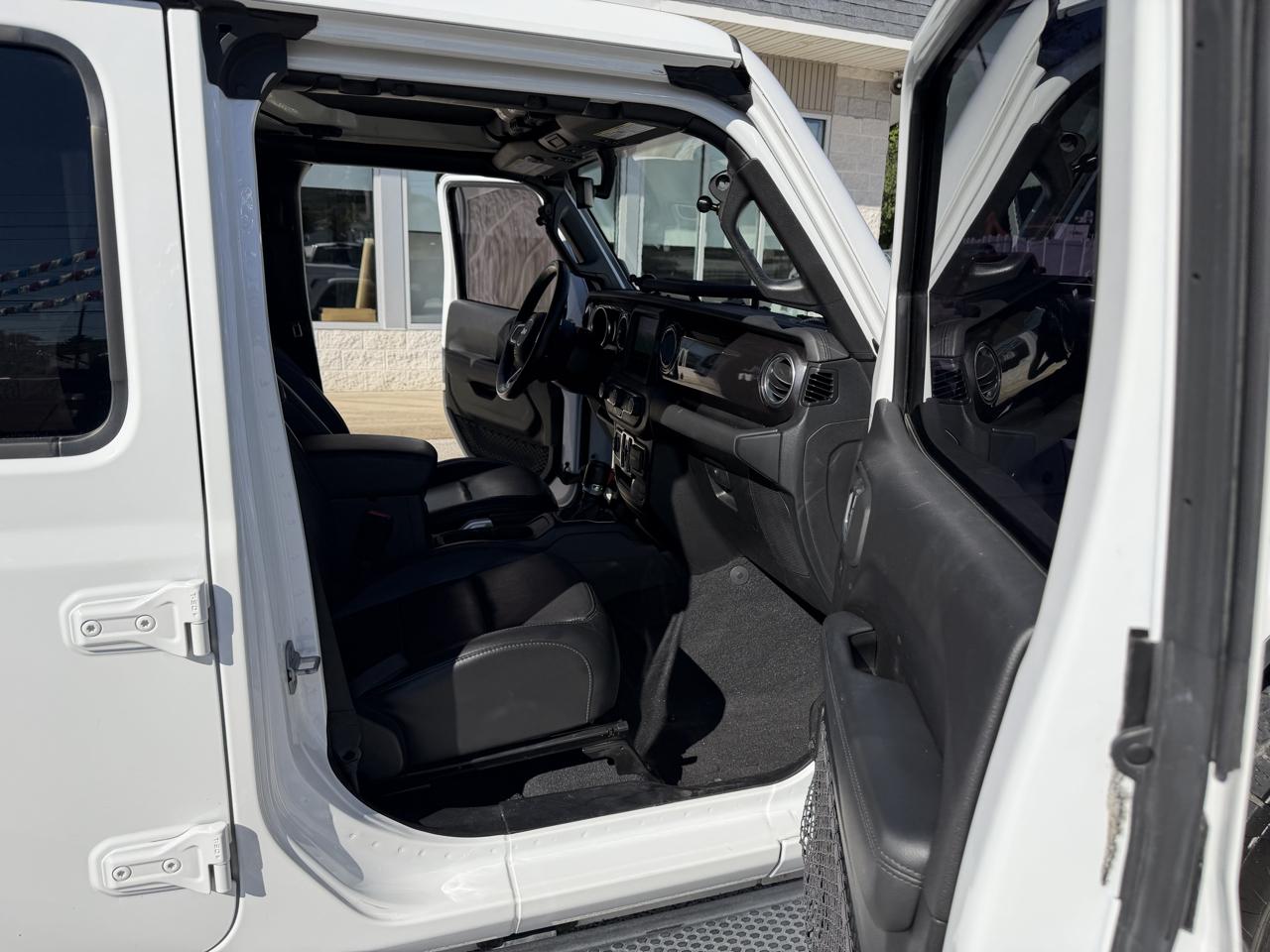 Jeep Wrangler Unlimited Sahara 2020