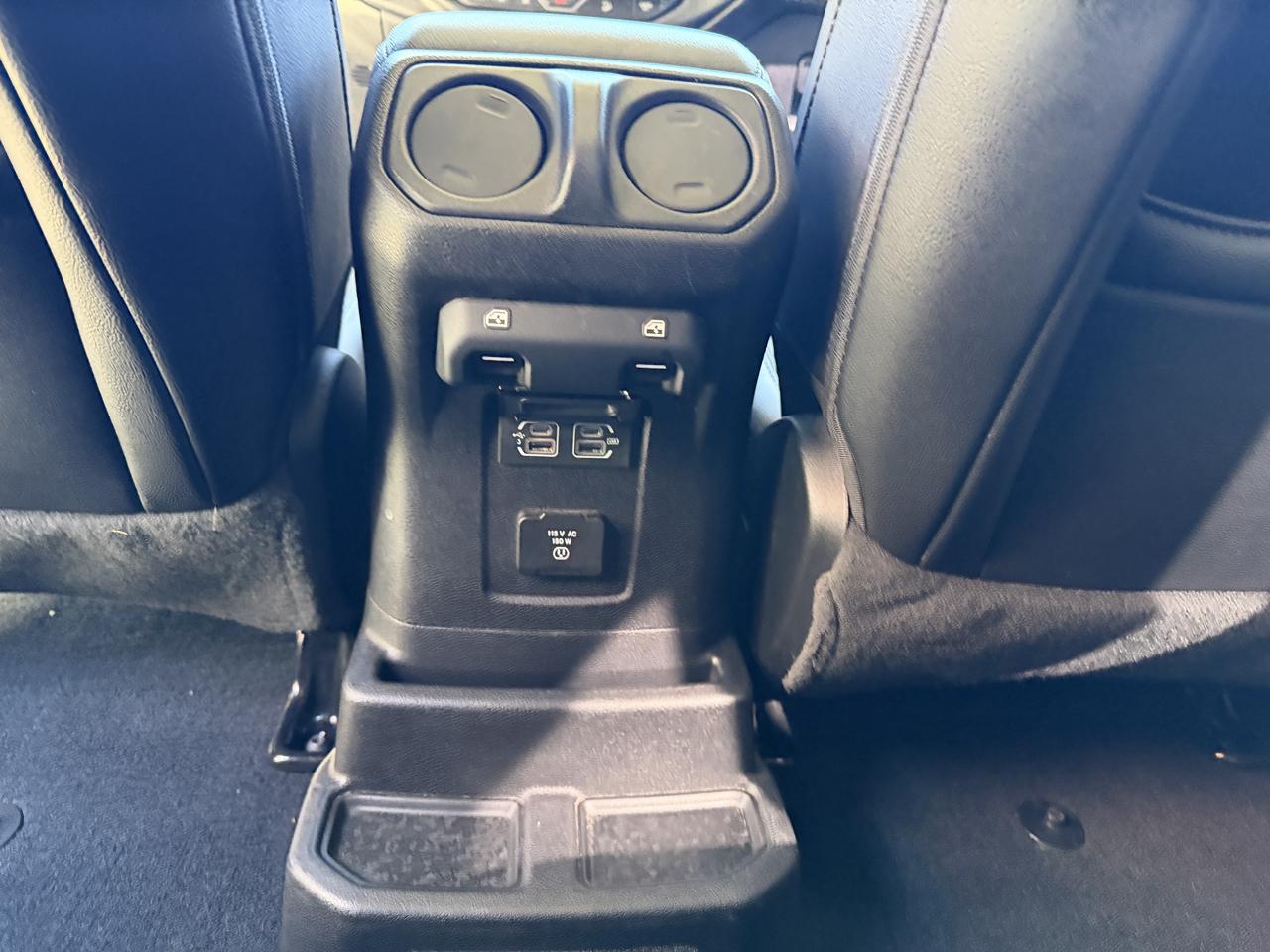 Jeep Wrangler Unlimited Sahara 2020