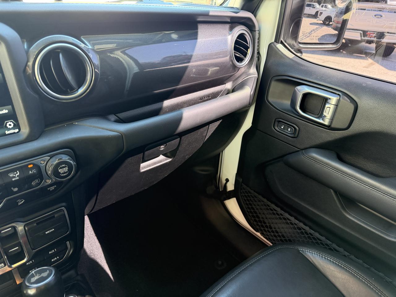 Jeep Wrangler Unlimited Sahara 2020