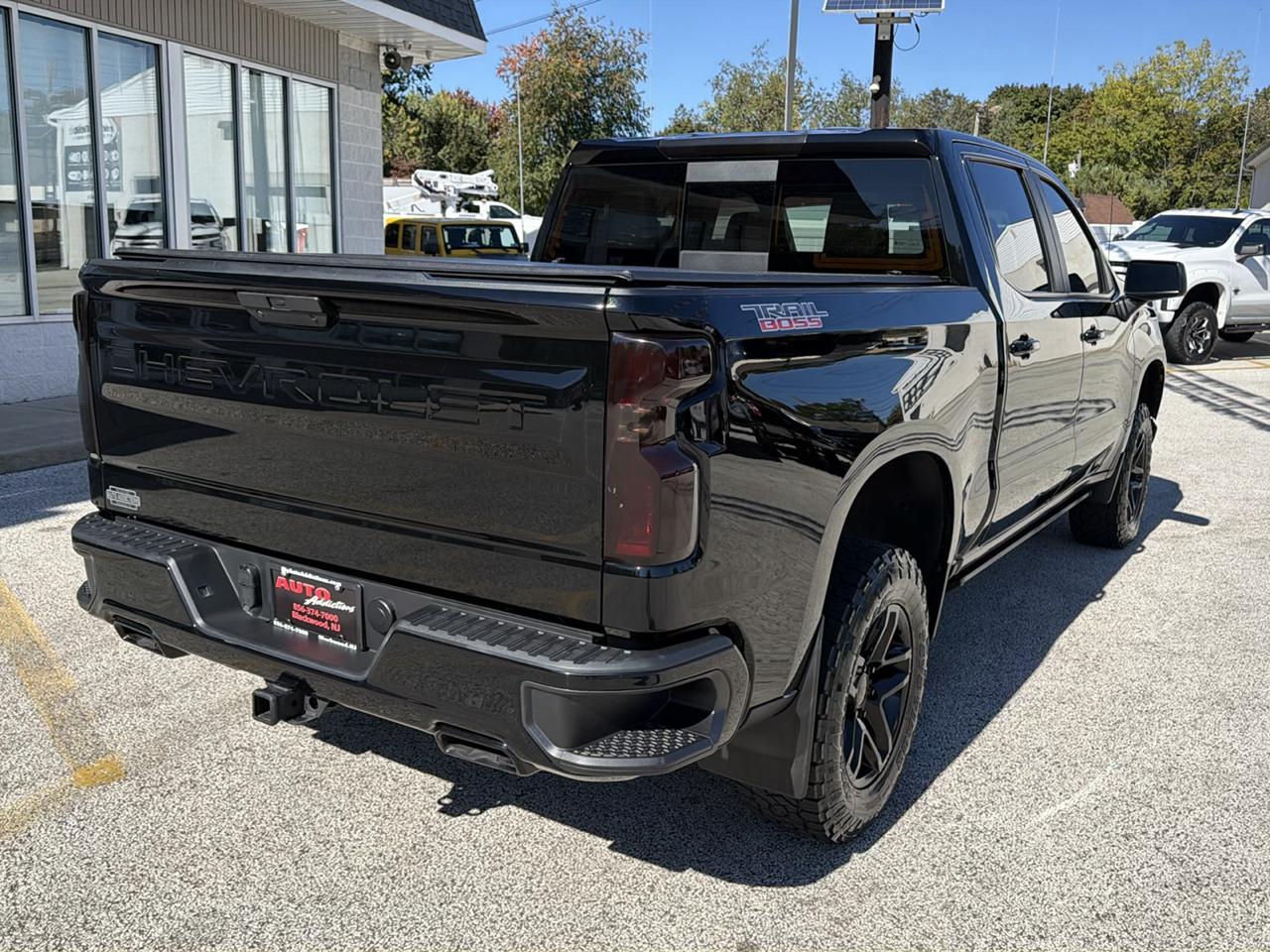 Chevrolet Silverado 1500 LT Trail Boss Crew Cab 4WD 2021
