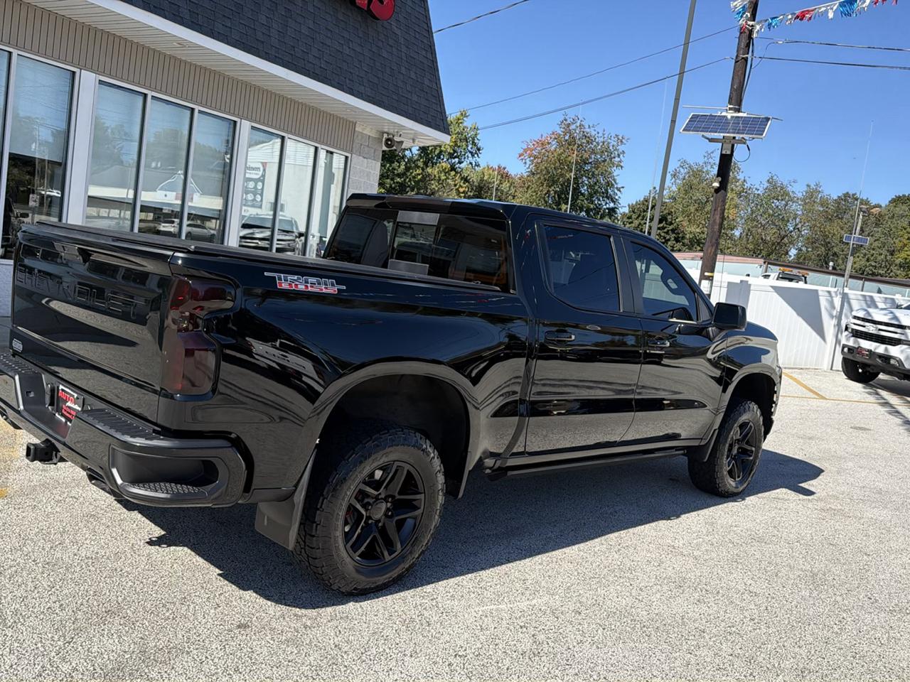 Chevrolet Silverado 1500 LT Trail Boss Crew Cab 4WD 2021