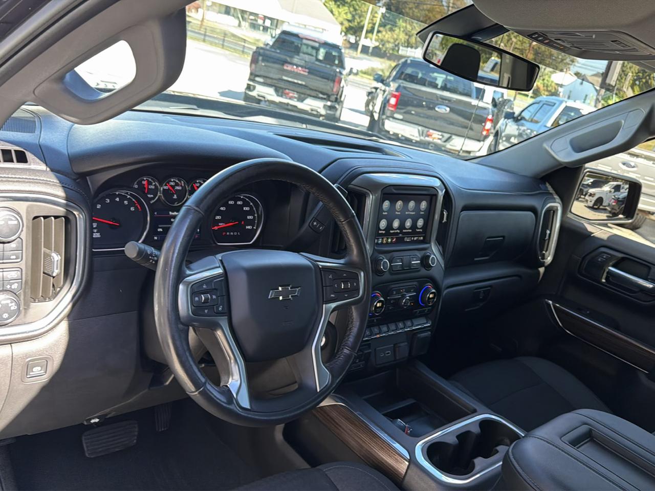 Chevrolet Silverado 1500 LT Trail Boss Crew Cab 4WD 2021