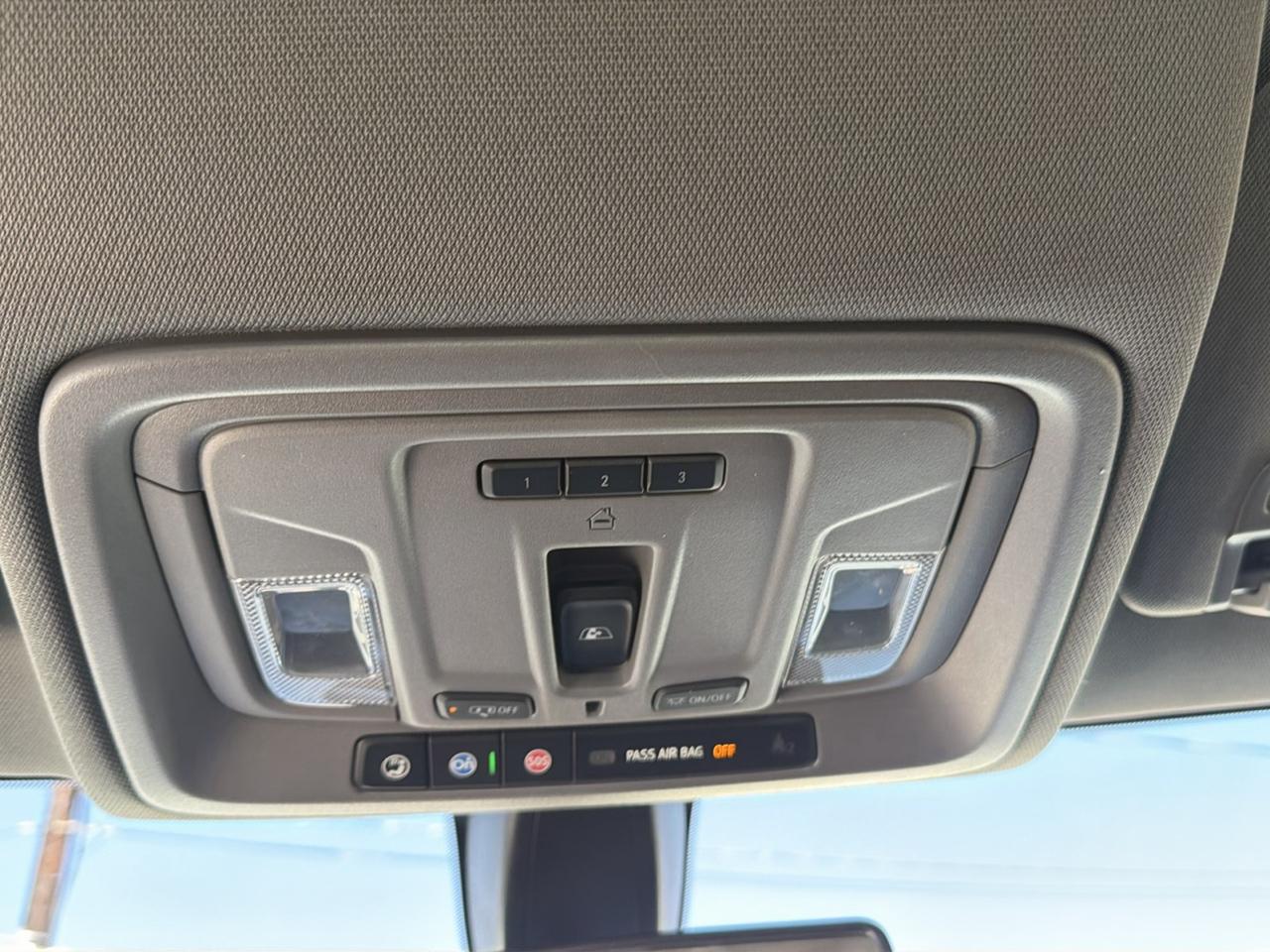 Chevrolet Silverado 1500 LT Trail Boss Crew Cab 4WD 2021